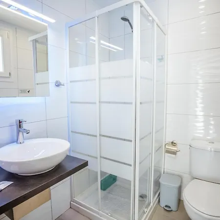 Tsolias Apartman Protarász